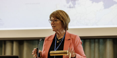 Keynote speaker’s lecture: ‘Revitalizing Arctic Science Diplomacy: From climate change, to security and resource management’ (Prof. Lise Øvreås)