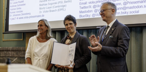 Laureate’s Lecture: ‘From Physics of Complex Systems to Pandemic Preparedness’ (Prof. Dr Viola Priesemann)
Handover of the Prize, Q&A with Prof. Dr Viola Priesemann